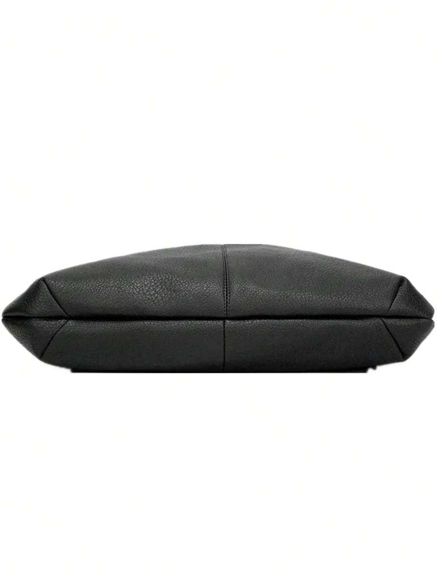 sac hobo femme noir vu de dessus couture et fermeture 